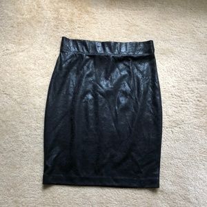 Forever 21 faux leather skirt